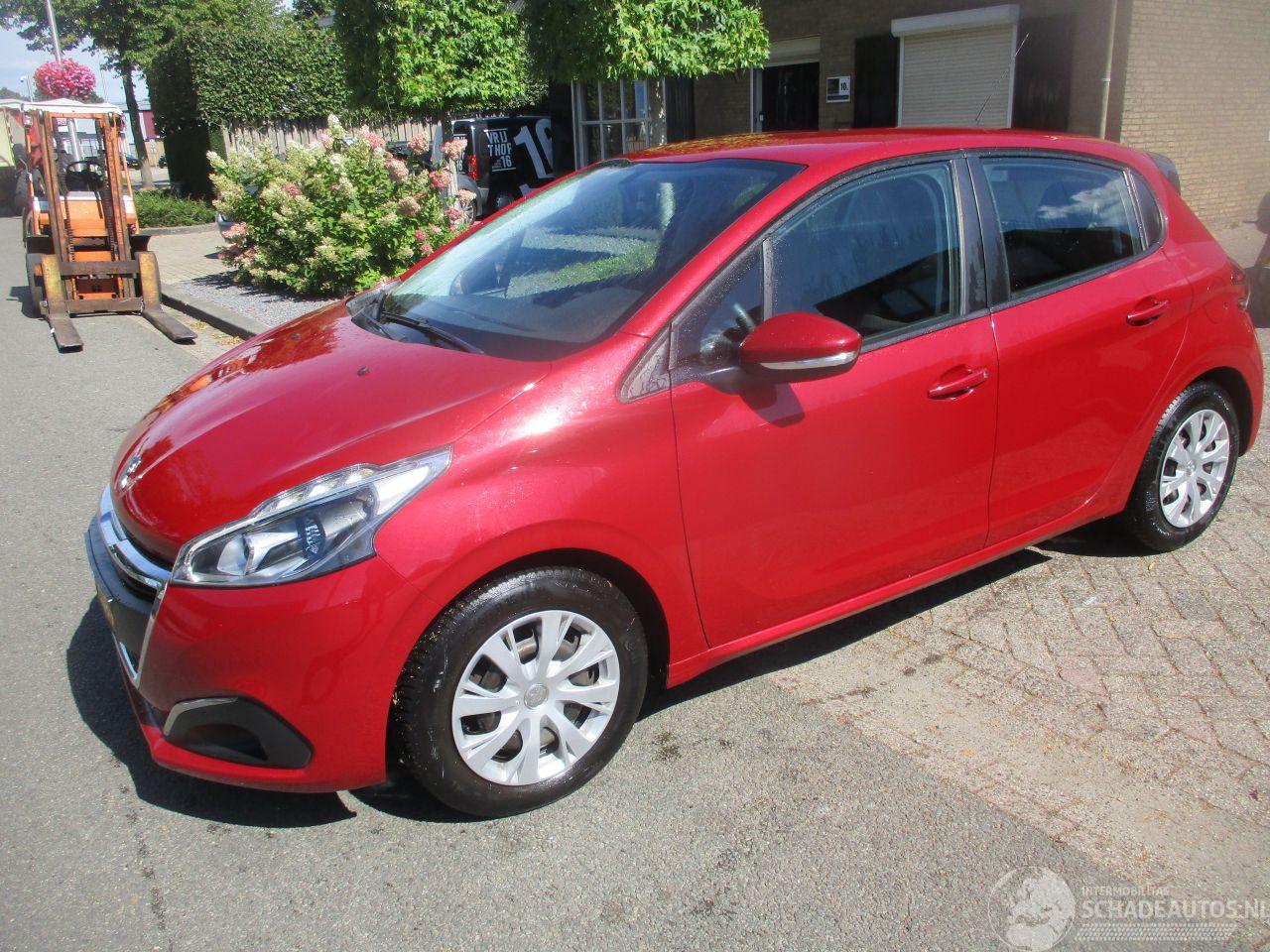 Peugeot 206 1.2 PURETECH BLUE LION AIRCO NAVI