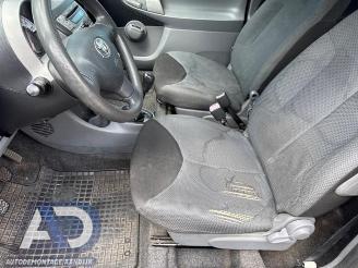 Toyota Aygo Aygo (B10), Hatchback, 2005 / 2014 1.0 12V VVT-i picture 9