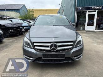 Mercedes B-klasse B (W246/W242), Hatchback, 2011 / 2018 1.6 B-180 BlueEFFICIENCY Turbo 16V picture 2