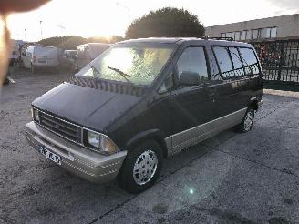 Ford Aerostar  picture 2