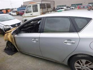 Toyota Auris 1.8 HYBRID picture 9