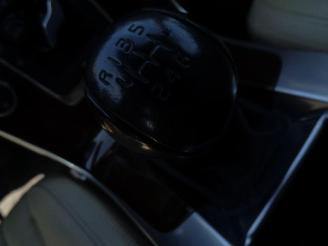 Volvo V-60 1.6D  D4162T picture 24