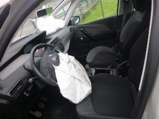 Citroën C4-picasso FEEL 1.2 TURBO picture 6