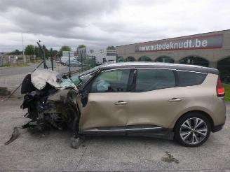 Renault Scenic 1.5 DCI INTENSE picture 7