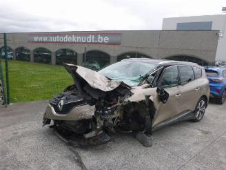 Renault Scenic 1.5 DCI INTENSE picture 4