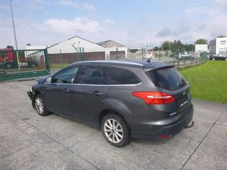Coche siniestrado Ford Focus TITANIUM 1.5 TDCI 2016/2