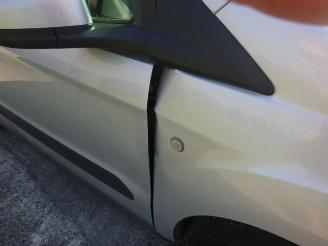 Ford Transit COURIER 1.6 TDCI picture 11