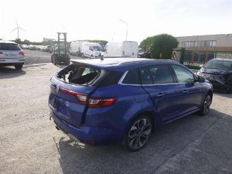 Renault Mégane Grandtour 1.2T   GT LINE picture 3