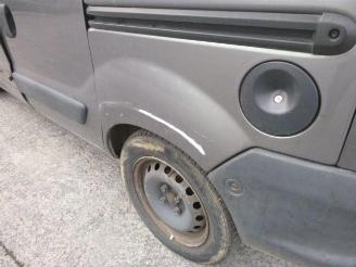 Renault Kangoo 1.4 AUTOMATIQUE picture 18