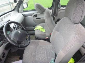 Renault Kangoo 1.4 AUTOMATIQUE picture 6