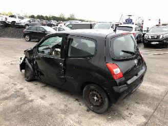Renault Twingo 1.1 picture 2