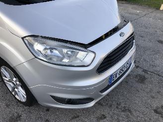 Ford Tourneo Courier 1.0 ECOBOOST picture 16