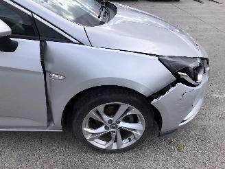 Opel Astra 1.0   INNOVATION picture 6