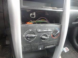 Peugeot 207 1.6 HDI picture 14