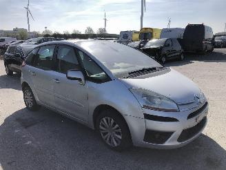 Citroën C4-picasso 1.6 HDI picture 2