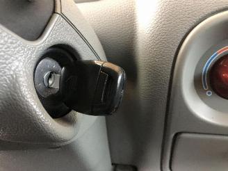 Renault Twingo 1.1 picture 17