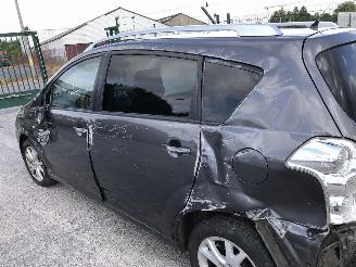 Toyota Corolla-verso 2.2 D4D picture 15