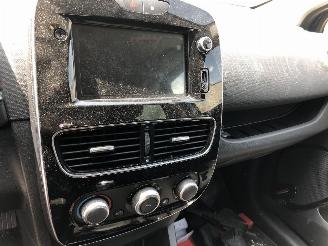 Renault Clio 1.5 DCI picture 23