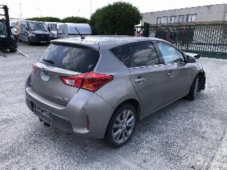 Vrakbiler auto Toyota Auris 1.8 HYBRIDE 2ZR 2013/8