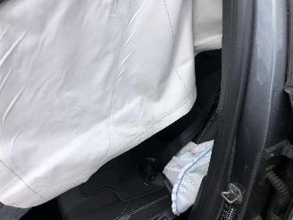 Volvo V-40 MOMENTUM 2.0D AUTOMA picture 17