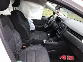 Renault Clio 1.0   ZEN picture 6