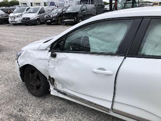 Renault Clio 1.0   ZEN picture 8