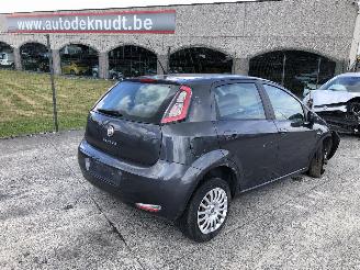krockskadad bil auto Fiat Punto 1.2 2012/3