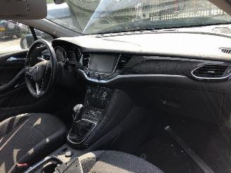 Opel Astra SPORTS TOURER 1.6CDT picture 5