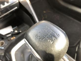 Peugeot 208 1.2 TURBO picture 16