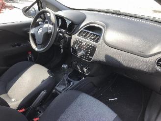 Fiat Punto 1.4 picture 5