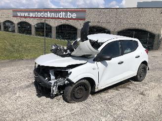 Dacia Sandero 1.0 picture 8