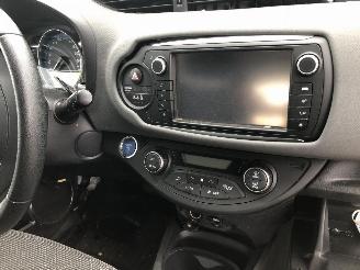 Toyota Yaris DYNAMIC picture 9