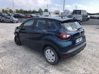 Renault Captur 0.9 picture 2