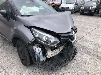 Renault Captur 1.5 DCI picture 5
