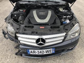 Mercedes C-klasse V6  AVANTGARDE picture 17