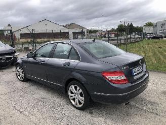 Mercedes C-klasse V6  AVANTGARDE picture 3
