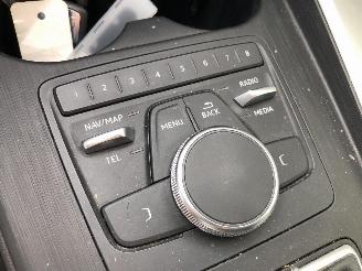 Audi A4 COMBI  2.0 TDI picture 11