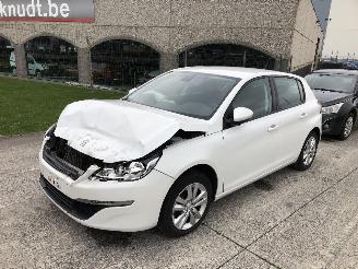 uszkodzony samochody osobowe Peugeot 308 1.2 2016/4