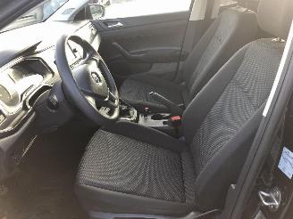 Volkswagen Polo TRENDLINE 1.0 MPI picture 11