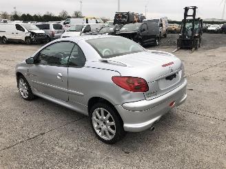 Peugeot 206+ 1.6  QUIKSILVER picture 4