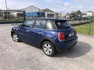 Purkuautot passenger cars Mini Mini COOPER 1.5 D 2015/12