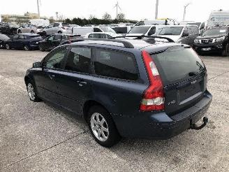 krockskadad bil auto Volvo V-50 1.6 d 2005/11