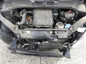 Volkswagen Up! 1.0 picture 15