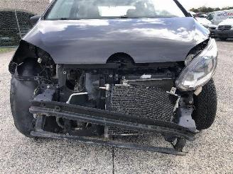 Volkswagen Up! 1.0 picture 14