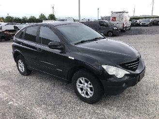 Ssang yong Actyon 2.0 D   4x4 picture 2