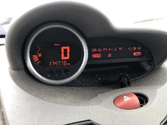 Renault Twingo 1.1 picture 12