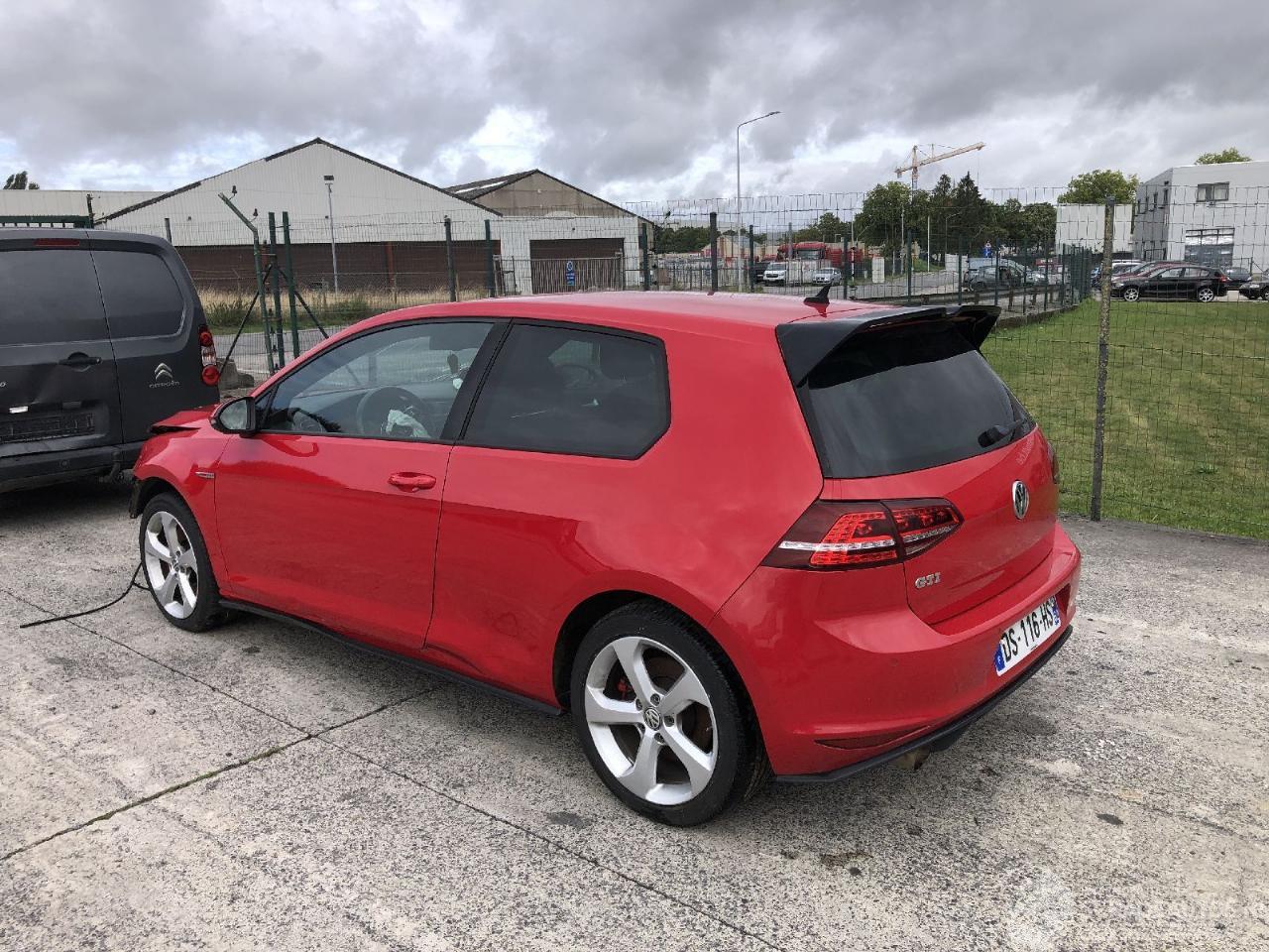 Volkswagen Golf 2.0  GTI   TSI