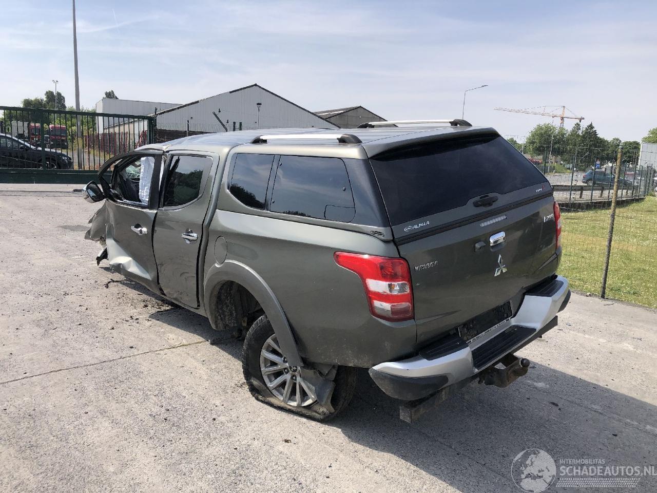 Mitsubishi L200 INTENSE