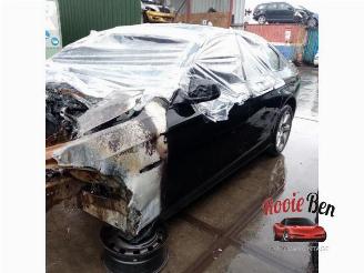 BMW 5-serie 5 serie (F10), Sedan, 2009 / 2016 550i V8 32V TwinPower Turbo picture 4