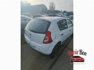demontáž osobní automobily Dacia Sandero Sandero I (BS), Hatchback, 2008 / 2013 1.2 16V 2010/5